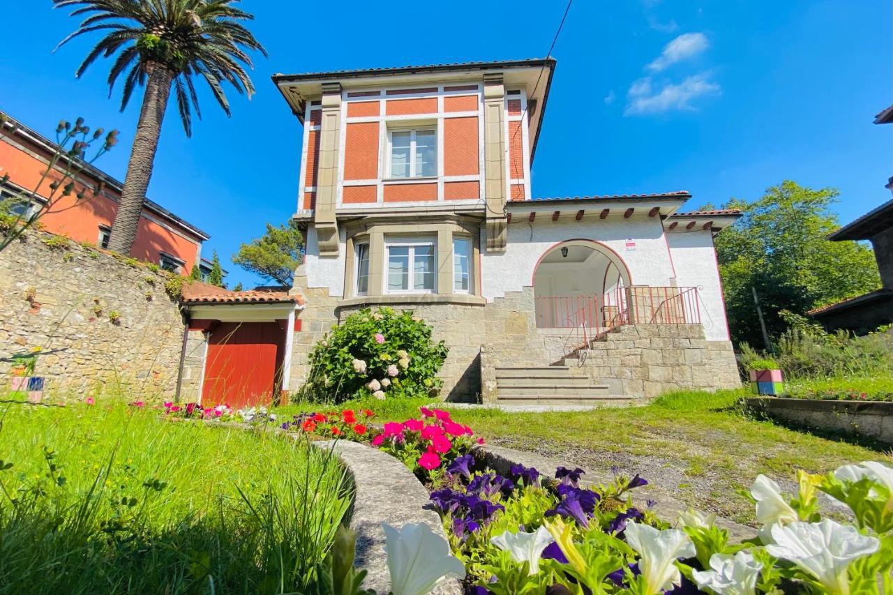 Vila Casa Vacacional Galiana Avilés Exteriér fotografie